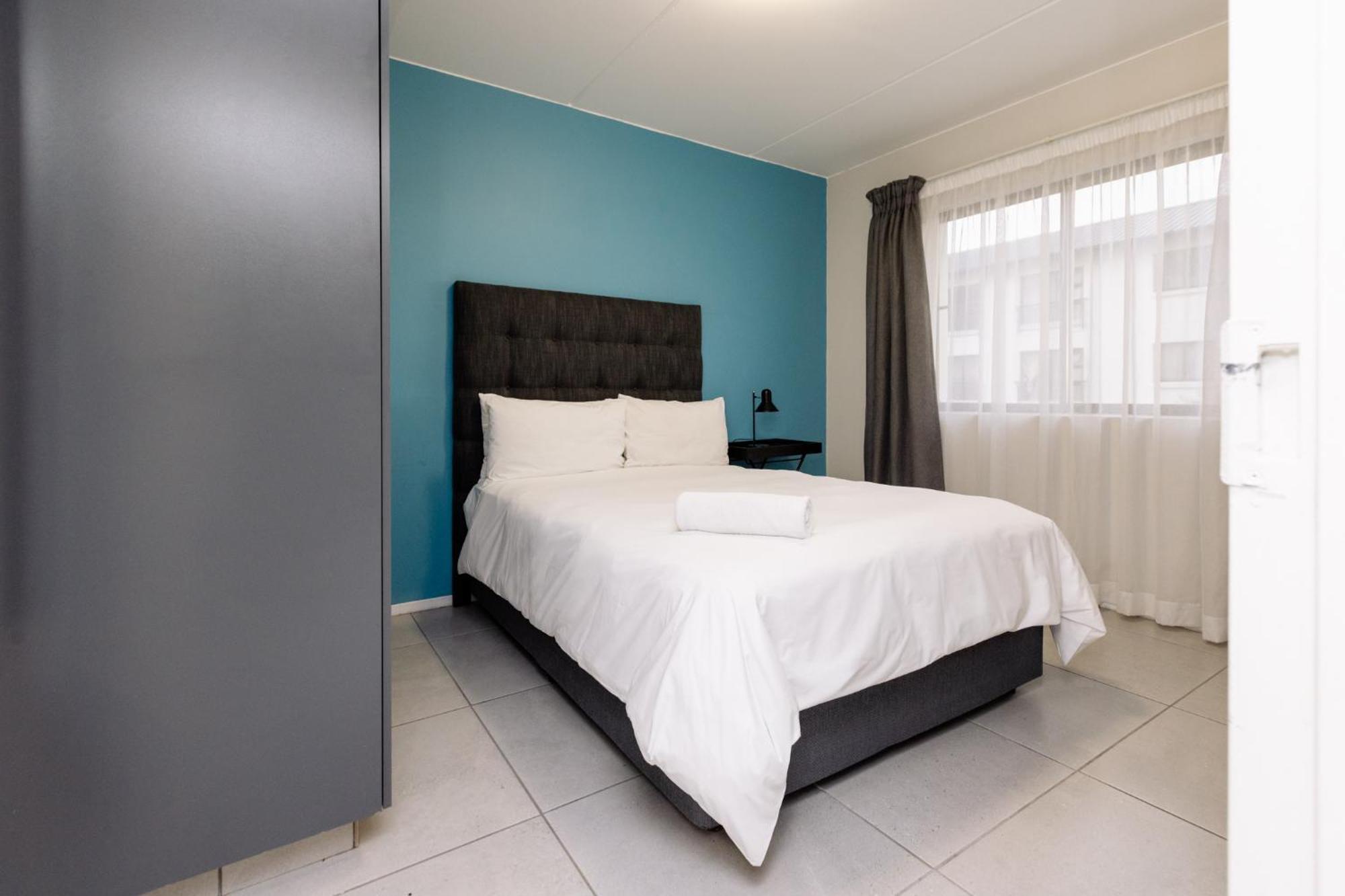 Mint Express Sandton View Johannesburg Esterno foto