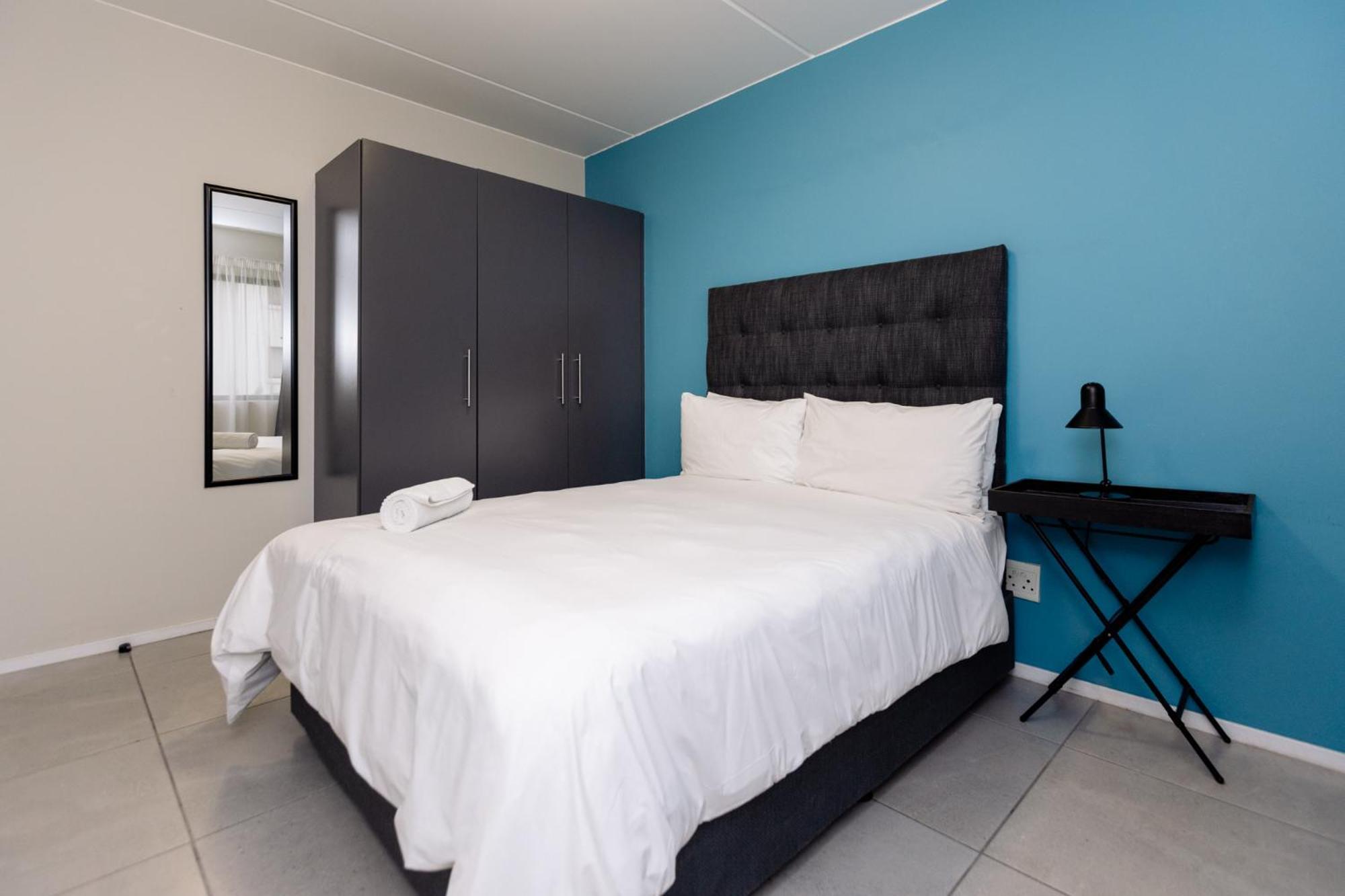 Mint Express Sandton View Johannesburg Esterno foto
