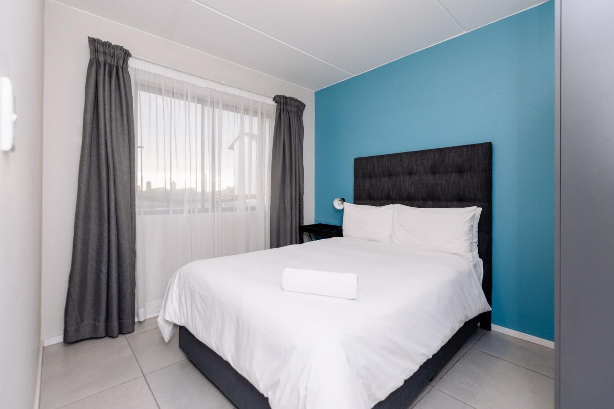 Mint Express Sandton View Johannesburg Esterno foto