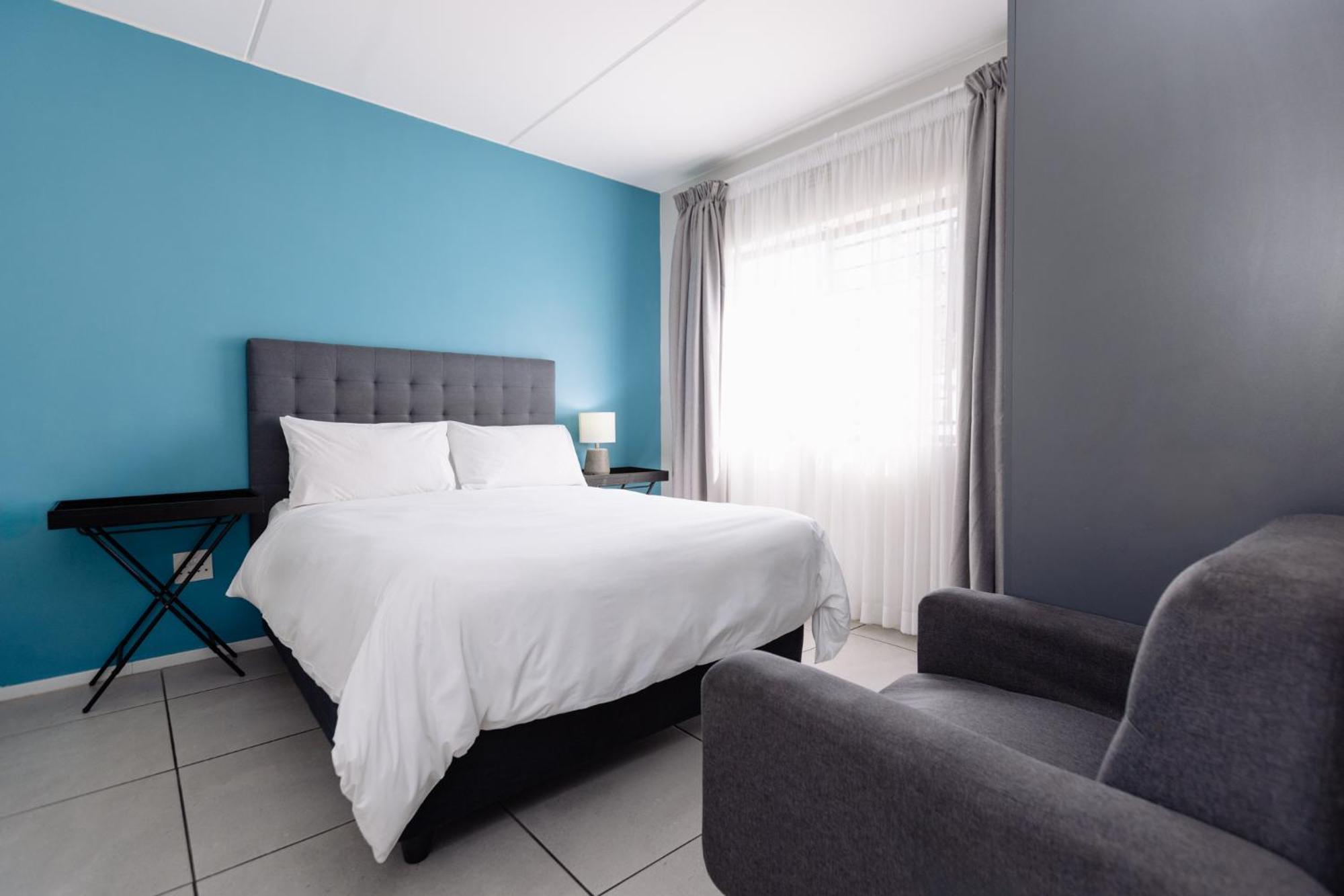 Mint Express Sandton View Johannesburg Esterno foto